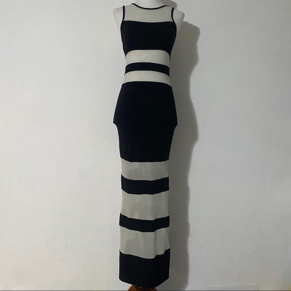 Material Girl Colorblock Maxi Dress - Picture 6 of 10